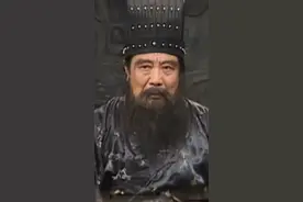 眼前飞扬着一个个，鲜活的面容。致敬逝去的 #94版三国演义 群英们