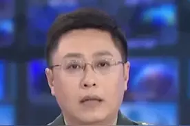 持续保持高度戒备！解放军位南海海域进行例行巡航视频封面