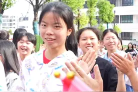 加油少年！自信上场，全力以赴！6273名平江考生走进考场#高考 #今日平江视频封面