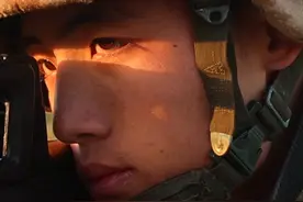 直击地面防卫超燃现场！视频封面