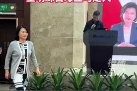 董明珠自曝：看到吃饭酒店不是格力空调的，立马走人。视频封面