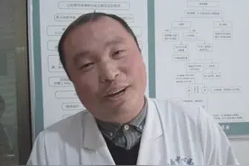年轻人都往城里跑，他却扎根农村20年！41岁村医：设备国家配，健康地图管全村#河南好医声视频封面