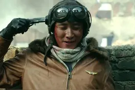 航空兵用枪打破自己的脑袋，中国空军没有俘虏#吾辈当自强 #空军视频封面