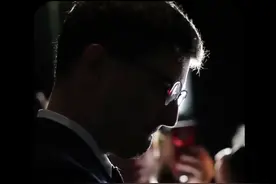 马库斯：正式移交日军侵华照片，把历史的真相公之于众 #尊重历史 #马库斯 #致敬