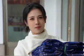 今天作为志愿者给老兵们做棉袄，当老人穿上棉袄后感动了 #我的乡村生活 #乡村生活家 #这就回村吧 #乡村守护人视频封面