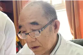 要让老百姓看得起病，吃得起药！这是一个基层医生的心声！ #老中医 #医者仁心 #诊室日常 #乳腺专家李中玉 #中药