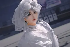 “我亲爱的玛丽...” 出镜：@-离歌- #红夫人 #应许之日 #cos