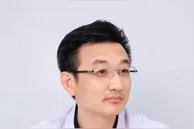 下巴 嘴边反复长#痘痘，要小心了！#内分泌失调 #科普 #女生 #男生 视频封面