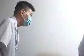 快递小哥送水上门，老人不应。他立即联系子女，发现老人因为低钠昏倒家中！（供稿：舟山公安）视频封面