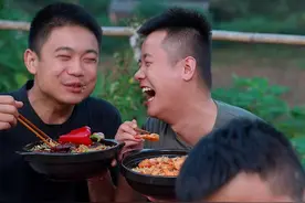 做人不能只看表面，铁蛋以后的亏够你吃的！#兄弟日常