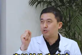 如果肺结节从实性结节转成磨玻璃结节，恭喜你不是癌症#肺结节 #磨玻璃结节 #实性结节 #肺癌 #医者仁心视频封面