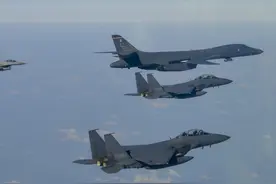韩美举行联合空中演习视频封面