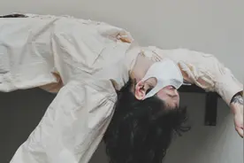 如何正确的用35焦段拍摄人像照片？（正儿八经版本视频封面