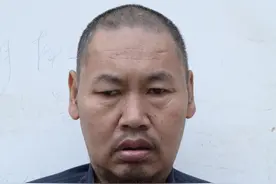 淮安寻亲：中年男子被救助，穿深蓝色条纹衬衣，高1米7，重75公斤图片