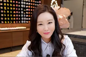 DeepSeek惊艳世界，它的背后是中国算法的一路高歌！这里面有一个特别有前景的职业，你知道是什么吗？#认知 #女性智慧 #思维  #正能量 #女性视频封面