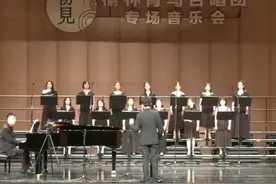 随着时间流逝的不只是岁月，《匆匆那年》合唱版带你一起沉浸其中视频封面