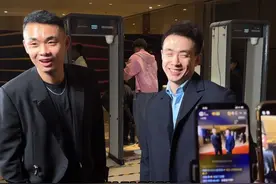 #看CBA全明星上咪咕 #CBA全明星球搭子谁也不吃亏！#赵继伟原帅逗笑摄影师  #2025CBA全明星周末视频封面