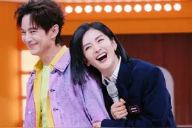 4月28日凌晨，谢娜晒合照为何炅庆生，谢娜已连续15年卡点为何炅庆生，这段“神仙友情”的含金量还在上升！