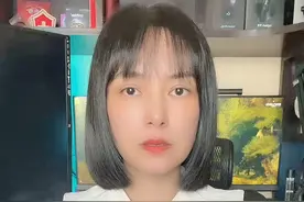 15岁少年恶意踩坏兰博基尼，引擎盖凹陷维修费近18万。车主：拒不和解 ，追责到底！！#兰博基尼被踩 #未成年 #故意毁坏财物罪 #曹爱文 @抖音短视频视频封面