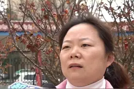 宝妈花6299元报游泳课难退费？协商退费 对方一直推脱没结果，“我自愿承担25%违约金也没退”（一）视频封面