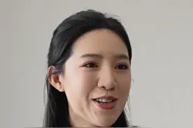 3月6日（报道），河南姑娘麦小登谈自己的创业路，老公是自己的“伯乐”，“2017年就开始支持自己，拍视频的第一部手机就是老公买的，两个人能走到一块是天定的缘分”#河南dou知道 #媒体精选计划视频封面