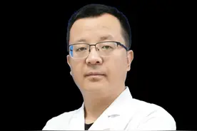 脊髓空洞没有症状，需要手术干预吗？听听牛主任怎么说 #医疗健康创作训练营 #硬核健康科普行动  #脊髓空洞牛建星 #航空总医院牛建星视频封面