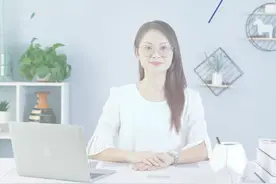 显示器分辨率怎么调
鼠标右键单击桌面空白处，选择屏幕分辨率视频封面