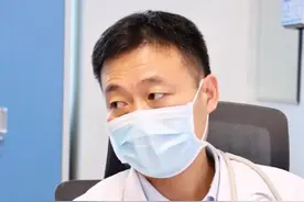 年轻女士胸口针扎样疼痛，很害怕，是心脏病吗？ #心脏健康 #健康科普 #医学科普 #门诊那些事 #医者视频封面