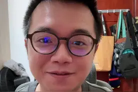 苹果公司宣布史上最大投资计划，5000亿美元，2万个新增岗位！特朗普发文感谢库克！ #苹果  #特朗普 #库克  #泰勒来了视频封面