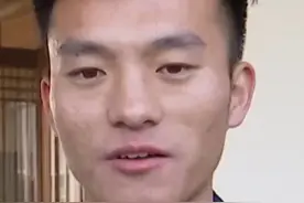 阿联酋特警挑战赛浙江特警队逆袭夺冠后凯旋归来，队长刘朋：当全场都是五星红旗飘扬的时候，感觉回到了自己的主场，特别自豪#特警视频封面