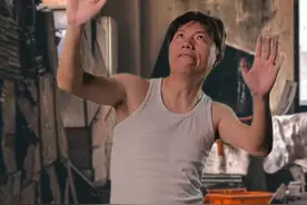 电梯诞生的故事 一个简单的装置，让我们安全的上上下下  #电梯 #电梯安全 #创造发明视频封面