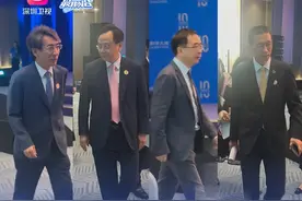 科学家齐聚未来科学大奖十周年庆典现场，四位中国科学院院士薛其坤、施一公、潘建伟、卢煜明霸气入场交流。#薛其坤  #施一公  #潘建伟  #卢煜明   #未来科学大奖十周年