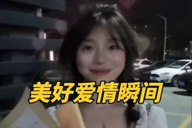 “不是节日也可以收到花哦”