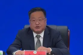 “懂青海 爱青海 兴青海”系列新闻发布会青海湖景区保护利用管理局专场 青海湖水体面积达4650.08平方公里，较去年同期增加28.1平方公里！视频封面