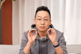 好歌推荐之肖战新歌《我们》 欣赏参与作词的他@肖战对内心世界的勇敢袒露！
#好歌推荐 #肖战 #肖战我们 #林海的歌单 #林海乐享人生视频封面