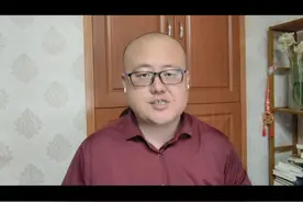 维信诺550亿拟建8.6代OLED线 维信诺突然发了公告说，和合肥签署合作备忘录，准备投入550亿，合作建设8.6代OLED生产线，设计产能对齐京东方的B16，也是32K每月。#OLED #京东方视频封面