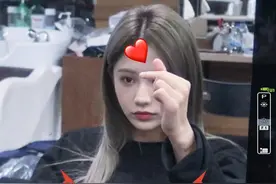 #SNH48 #SNH48袁一琦 明年三月份广州场继续见啦！@袁一琦（巡演中视频封面