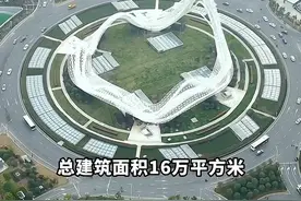 武汉光谷广场，总投资22亿元，号称亚洲最大地下综合体，2022年7月成功入选首届湖北最美取景地#武汉光谷广场 #地标建筑 #云游中国计划视频封面