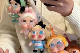 #被泡泡玛特投资人预测的哭娃已涨价 #labubu #潮玩 #盲盒