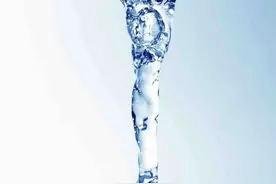 古法净水的原理，沉降现象视频封面