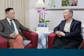 当前面临的复杂局面 #卢麒元视角 #温铁军对话卢麒元 #头条知识专家团视频封面