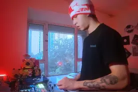 Ne-yo和盆栽和李玟？谁是你心里最佳R&B 重置纯享版！ #theweeknd #李玟 #盆栽 #rnb #漂移的ff