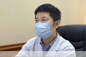 身上起红疹子这是丘疹性荨麻疹#荨麻疹 #门诊日常 #皮肤专家陈纯涛 #硬核健康科普行动视频封面