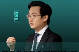 拼多多市值全面超越阿里，蔡崇信掌舵能否重回巅峰！ #阿里巴巴 #马云 #拼多多 #电商 #商业思维视频封面