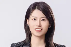 老人生前宁愿将300万房产赠与邻居，也不愿意给自己亲属 #独居老人将300万房产送给水果摊主 #抖来普法2024 #法律咨询 #老百姓关心的话题 #生活中的法律常识视频封面