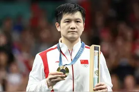 太优秀！樊振东获得奥运冠军终身保障，退休后每月可领6000元视频封面