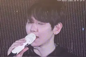 关于EXO的故事 一直都是未完待续 #边伯贤  #EXO  #演唱会  #感动视频封面