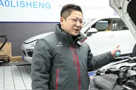 奥迪A4allroad保养全流程 大修发动机都能做 小保养我还整不了了？#奥迪 #机油保养 #西安汽车发动机大修  #发动机维修 #全车整备翻新视频封面