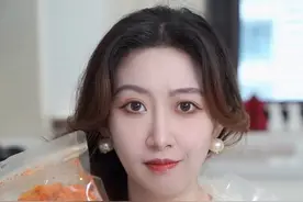 辣片还是刀片？越南零食这么生猛？？ #越南零食 #越南辣片 #奇葩零食 #零食测评 #辣条视频封面