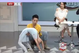 #舞蹈世界 李响现场指导孩子基本功！太专业了#舞者李响 #跳舞 #厉害了我的课 #舞蹈视频封面